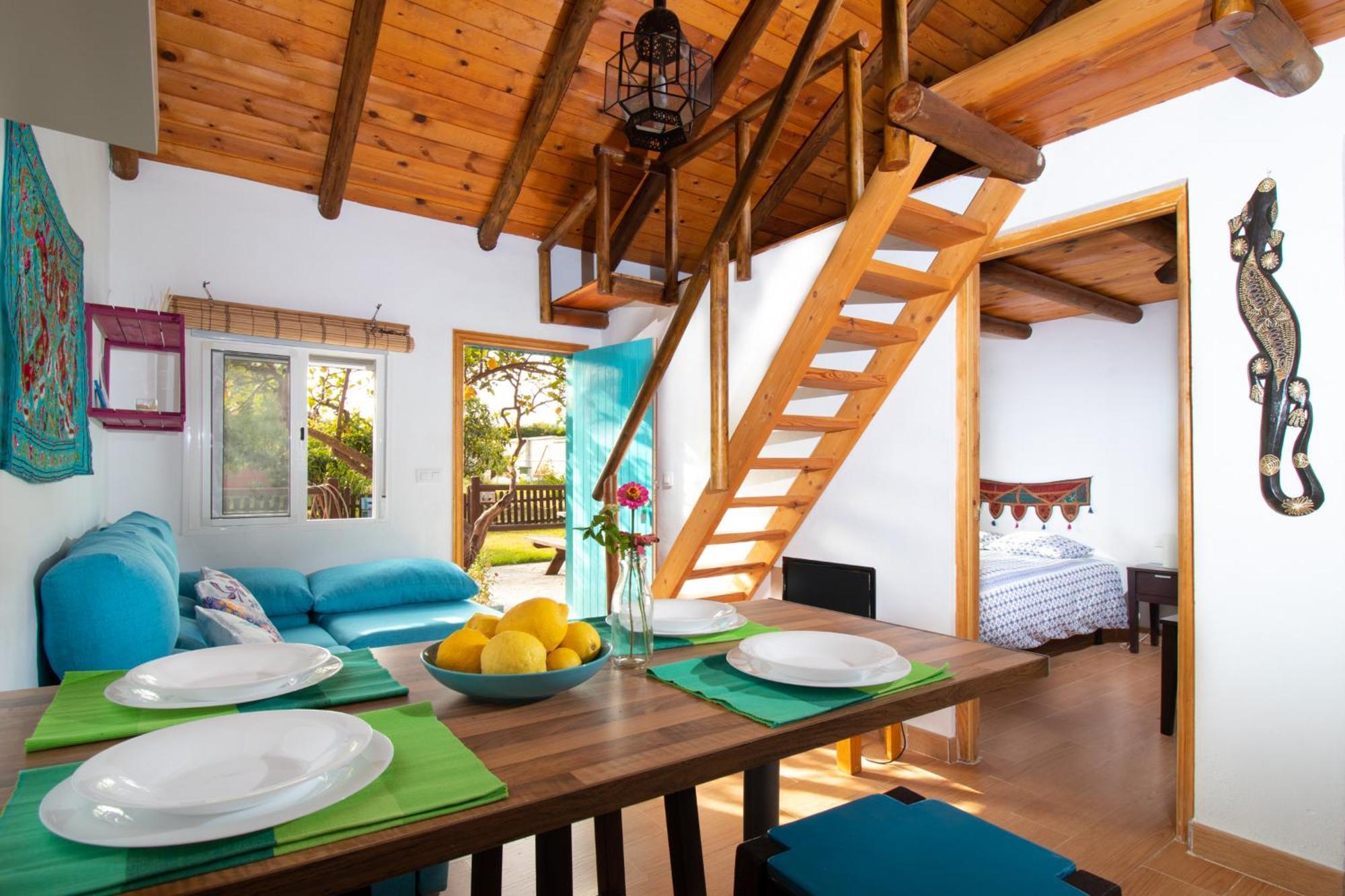 Karma House Guest House Casares Ngoại thất bức ảnh