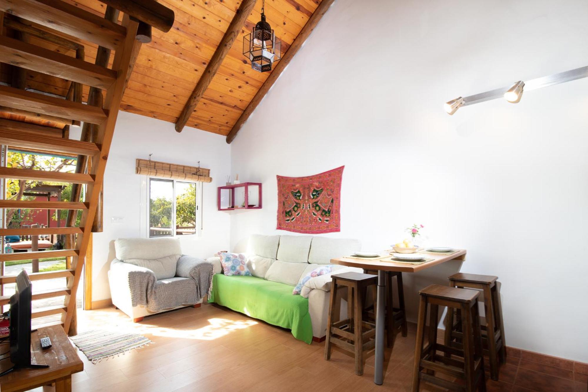 Karma House Guest House Casares Ngoại thất bức ảnh