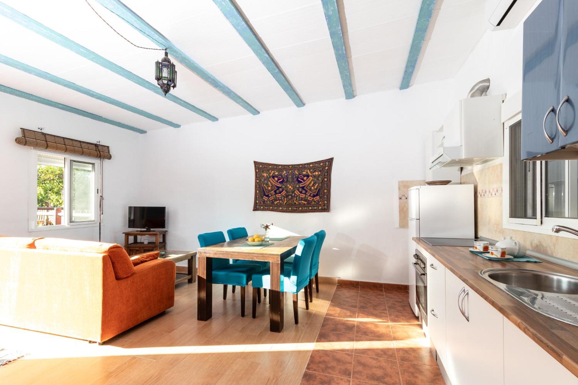 Karma House Guest House Casares Ngoại thất bức ảnh